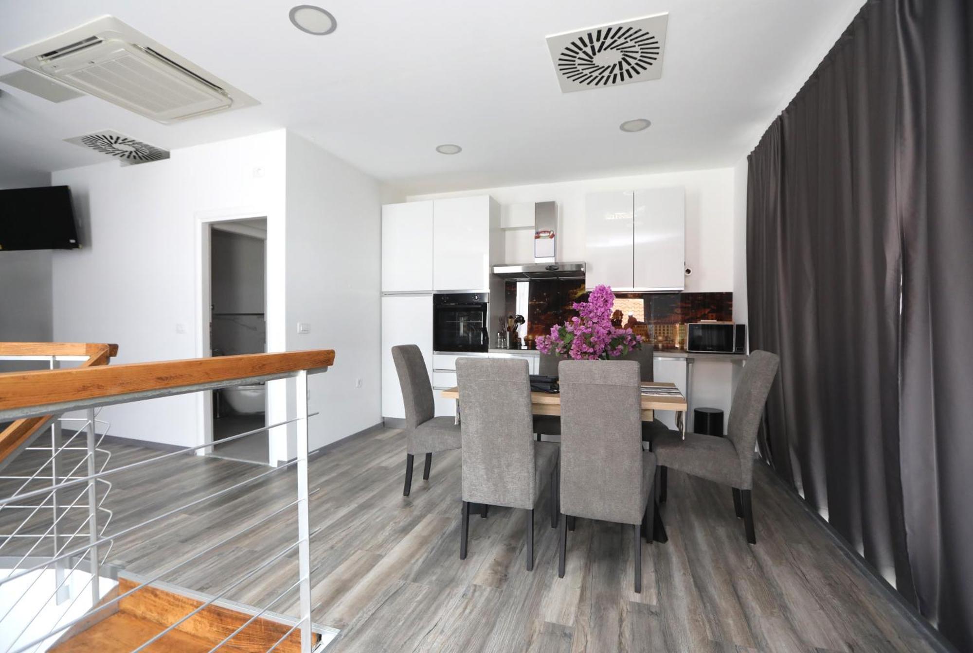 D R Apartments Sibenik Luaran gambar