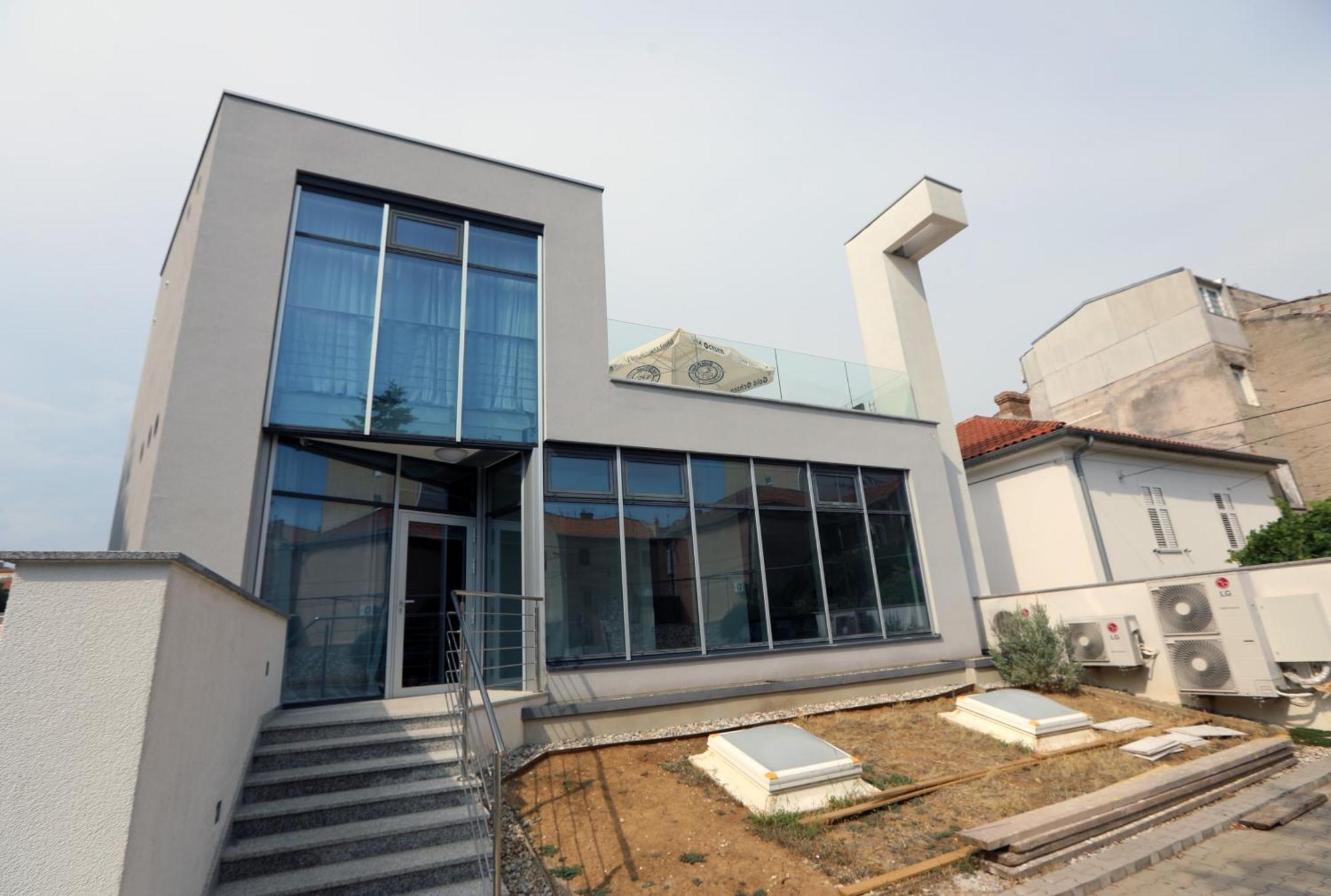 D R Apartments Sibenik Luaran gambar