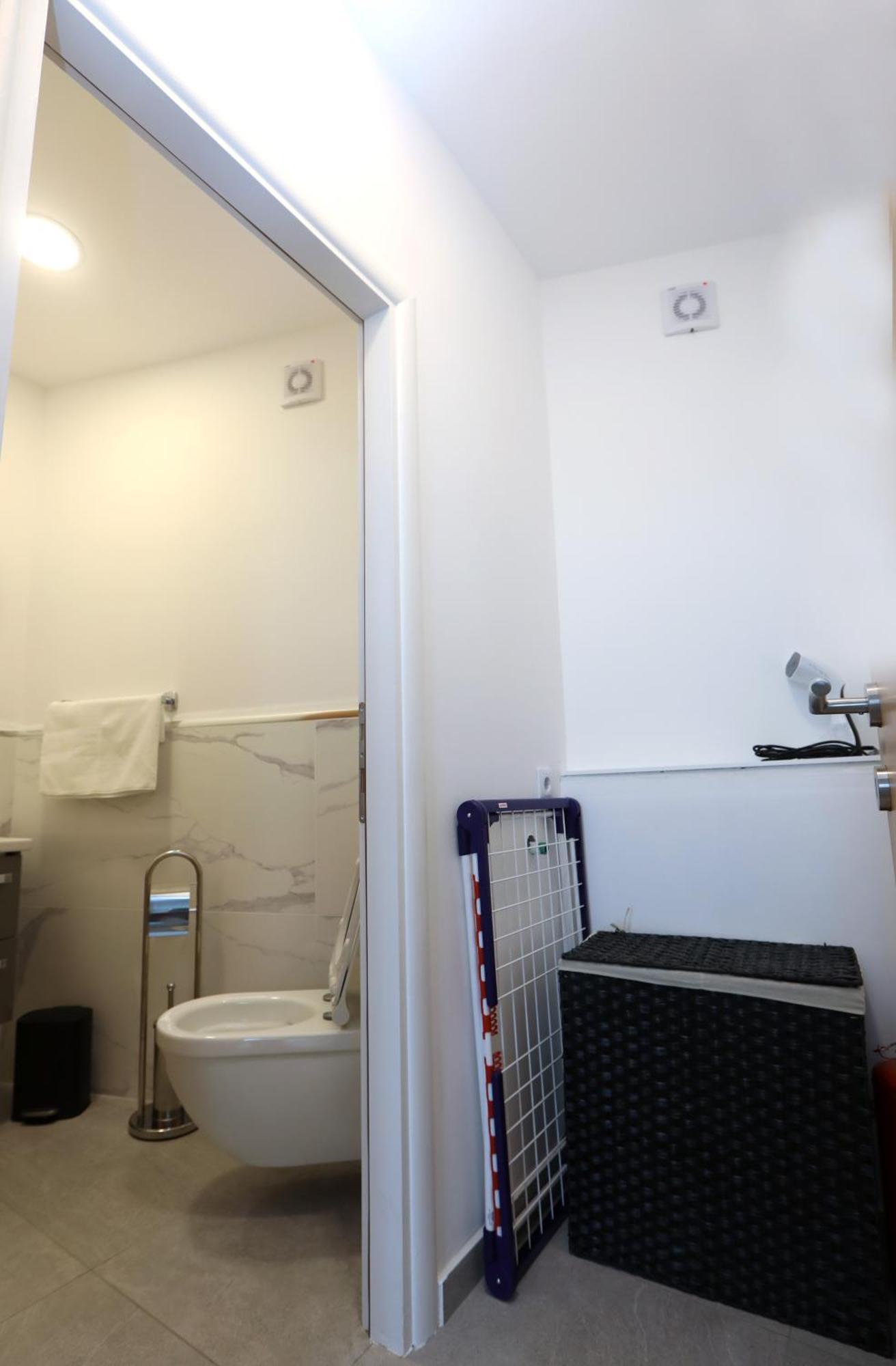 D R Apartments Sibenik Luaran gambar