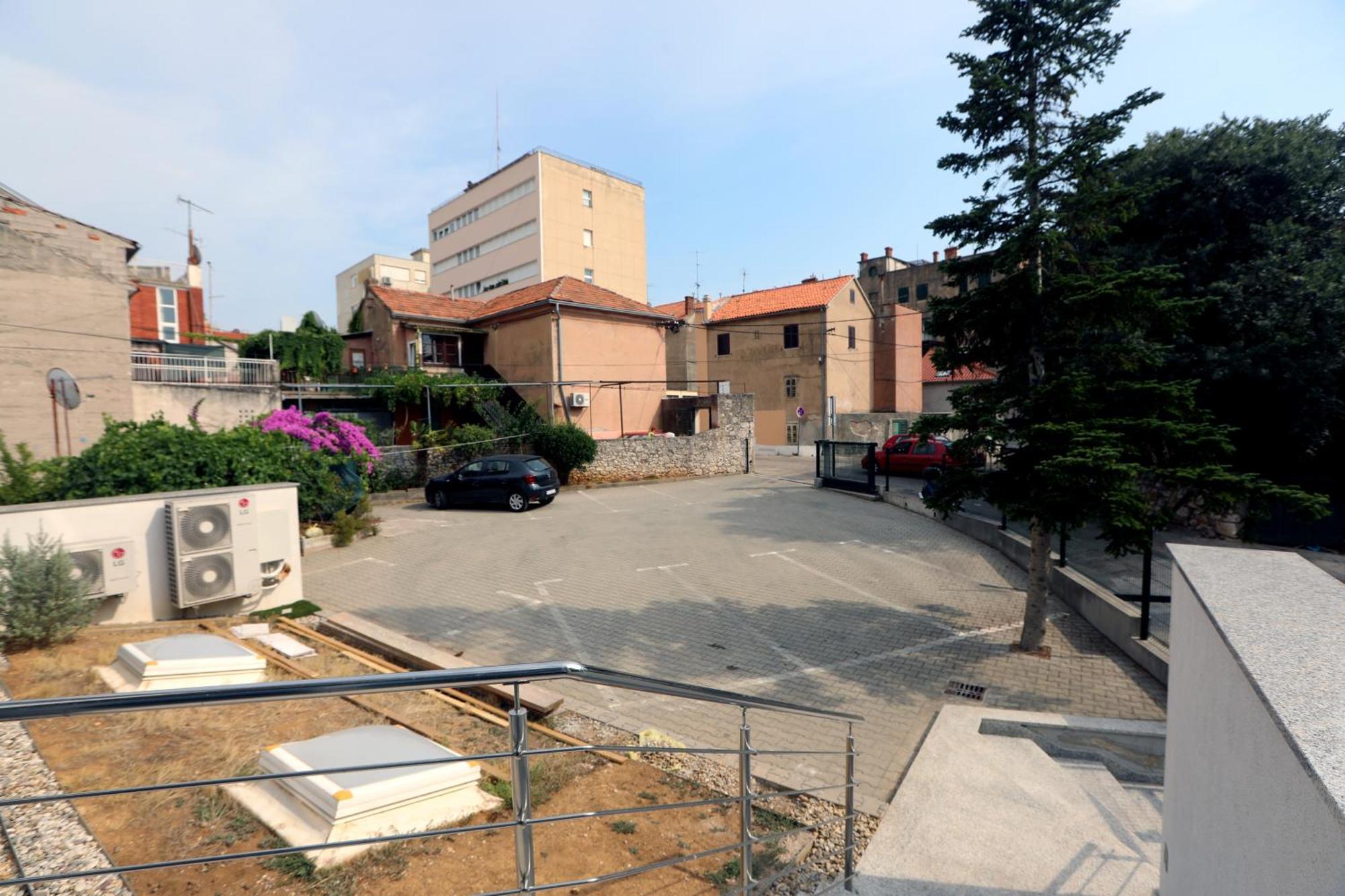 D R Apartments Sibenik Luaran gambar